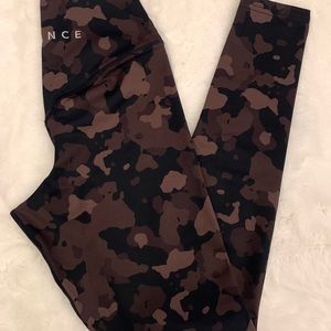 balance athletica base camp ascend leggings